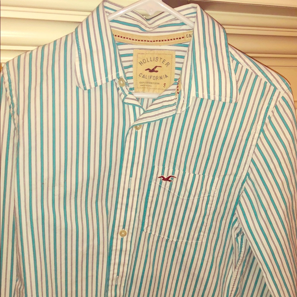 Guys striped Hollister button down